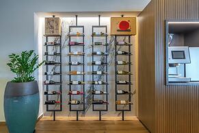 Ammon Zeus Luxury Beach Hotel