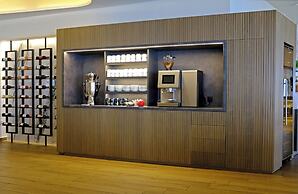 Ammon Zeus Luxury Beach Hotel