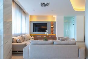 Ammon Zeus Luxury Beach Hotel