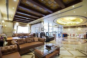 Crystal Plaza Hotel