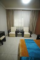 Crystal Plaza Hotel