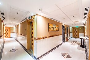 Crystal Plaza Hotel