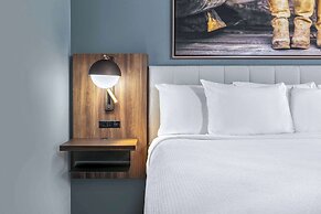 La Quinta Inn & Suites by Wyndham Decatur