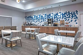 La Quinta Inn & Suites by Wyndham Decatur