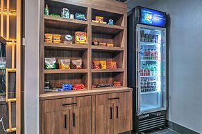 La Quinta Inn & Suites by Wyndham Decatur