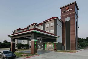 La Quinta Inn & Suites by Wyndham Decatur