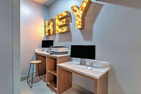 La Quinta Inn & Suites by Wyndham Decatur