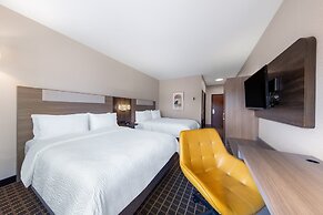 Holiday Inn Express Hotel & Suites Pittsburg by IHG