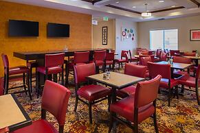 Holiday Inn Express Hotel & Suites Pittsburg by IHG