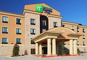 Holiday Inn Express & Suites Paris, Texas by IHG