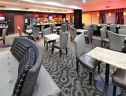 Holiday Inn Express & Suites Paris, Texas by IHG