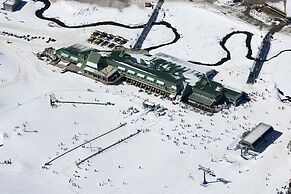 Perisher Valley Hotel