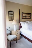 Ironclad Inn & Bourbon Room