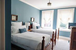 Ironclad Inn & Bourbon Room