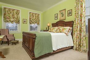 Ironclad Inn & Bourbon Room