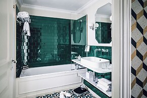 Grand Pigalle Experimental