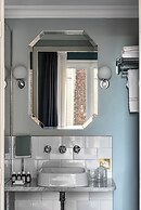 Grand Pigalle Experimental