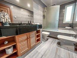 The Marbella Heights Boutique Hotel