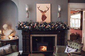 Glewstone Court Country House Hotel