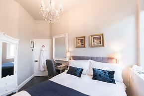 Glewstone Court Country House Hotel