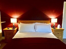 Glewstone Court Country House Hotel