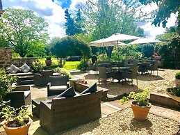 Glewstone Court Country House Hotel