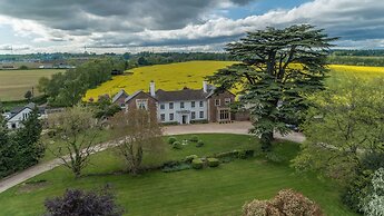 Glewstone Court Country House Hotel