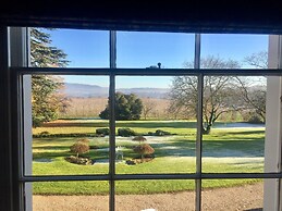 Glewstone Court Country House Hotel