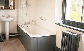 Glewstone Court Country House Hotel