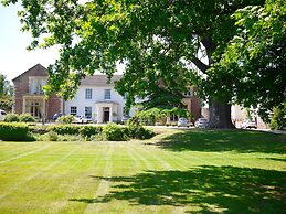 Glewstone Court Country House Hotel