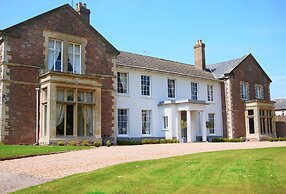 Glewstone Court Country House Hotel