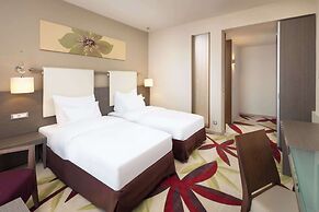 Golden Tulip Ana Dome