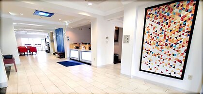 Holiday Inn Express & Suites Clear Spring  by IHG