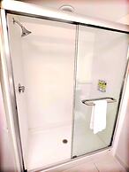 Holiday Inn Express & Suites Clear Spring  by IHG