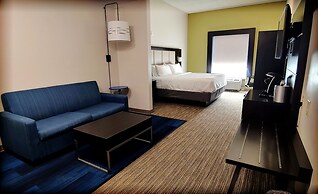 Holiday Inn Express & Suites Clear Spring  by IHG