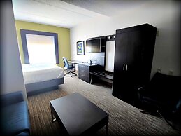 Holiday Inn Express & Suites Clear Spring  by IHG