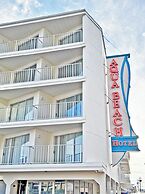 Aqua Beach Hotel
