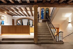 Parador De Benavente