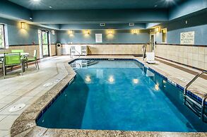 Holiday Inn Express & Suites Olathe South by IHG