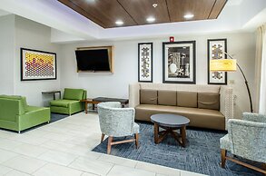 Holiday Inn Express & Suites Olathe South by IHG