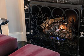 Waldorf Astoria Chicago