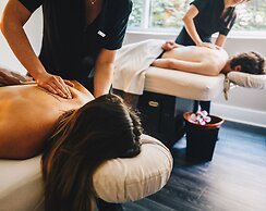 Waldorf Astoria Chicago