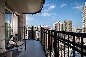 Waldorf Astoria Chicago