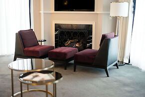 Waldorf Astoria Chicago