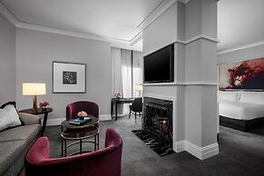 Waldorf Astoria Chicago