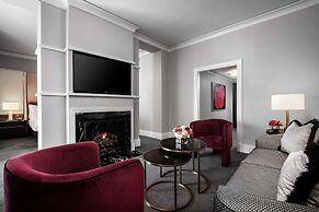 Waldorf Astoria Chicago