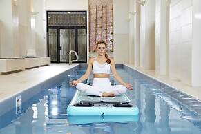 Waldorf Astoria Chicago