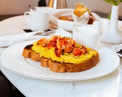 Waldorf Astoria Chicago