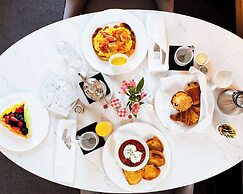 Waldorf Astoria Chicago