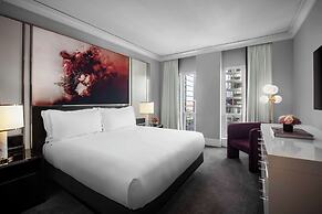 Waldorf Astoria Chicago